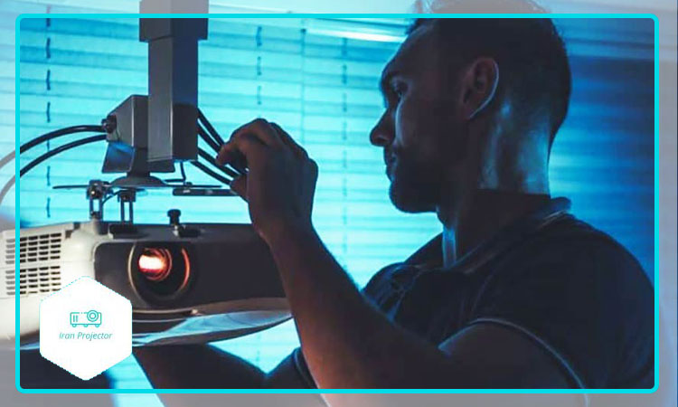 انتخاب مکان مناسب برای نصب ویدئو پروژکتور در فضای کوچک