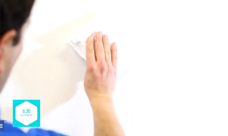 روش های تمیز کردن پرده نمایش