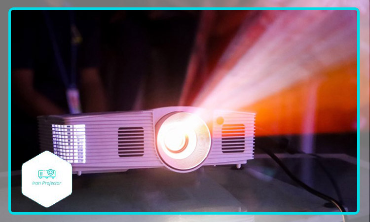 تفاوت ویدئو پروژکتور تحت شبکه با دیگرویدئو پروژکتورها