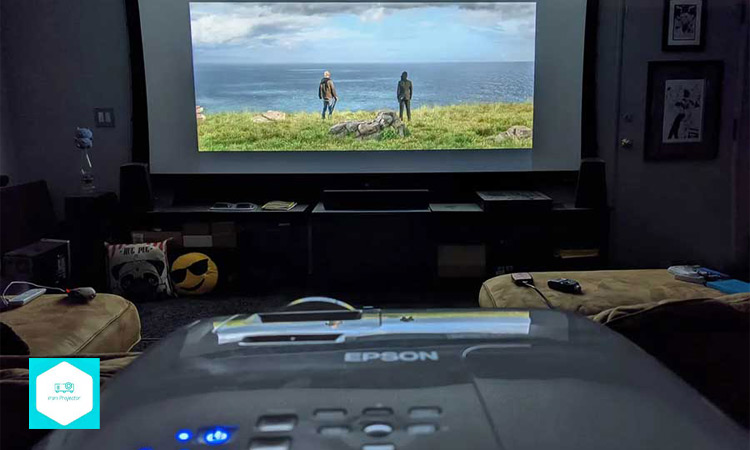 نکات نگهداری روزمره برای جلوگیری از افت کیفیت تصویر پروژکتور